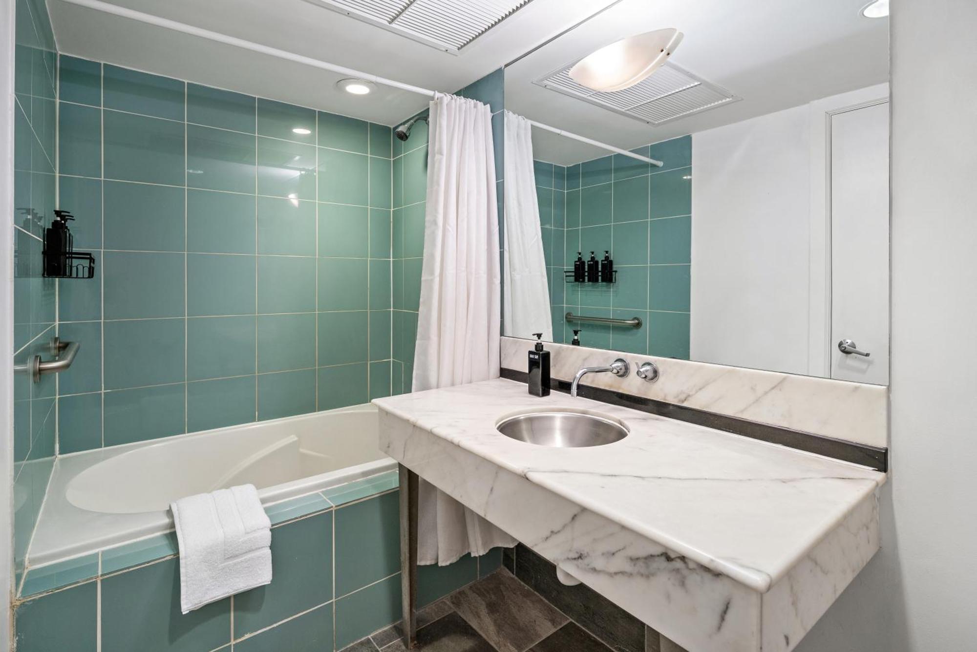 Kasa La Flora Miami Beach Room photo